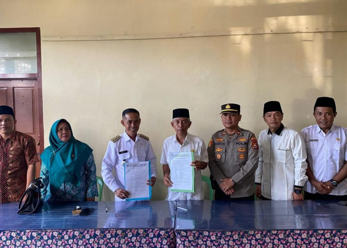 Beranjak dari Paiker Empat Lawang, Zaili Husin Resmi Mutasi Sebagai Camat Ujan Mas
