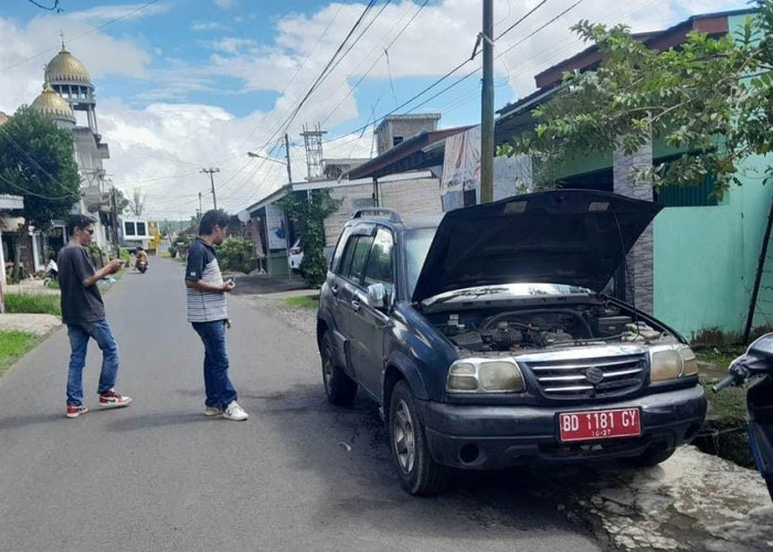 Mobil Dinas Dibakar, Pelaku Pengancaman Dirut PDAM Kepahiang Jadi Fokus Polisi!