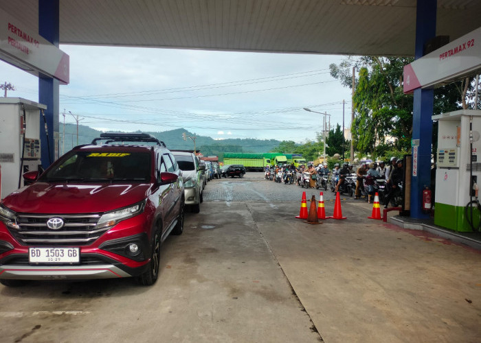 Persediaan BBM di SPBU Kelobak Tergolong Aman, Harga Dexlite dan Pertamax Turbo Melonjak Tajam