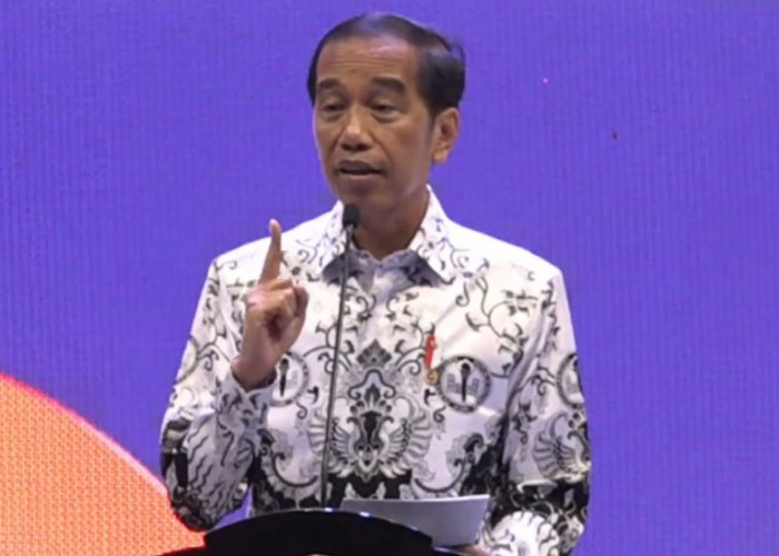 Selain Naik Gaji, Presiden Jokowi Janjikan Tunjangan PNS Hingga Rp900.000