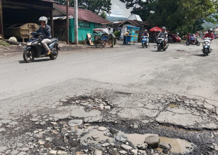 Efisiensi Anggaran Tidak Batalkan Rencana Perbaikan Jalan Seputaran Kota Kepahiang