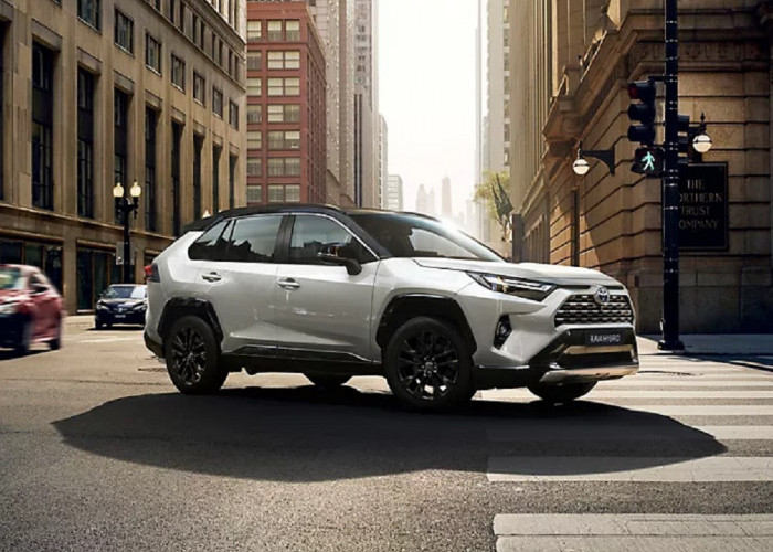 Toyota Gunakan Mesin Hybrid Pada Toyota Rush 2024, Jadi Lebih Irit dan Bertenaga!