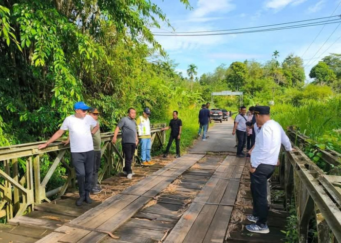 Dibangun Tahun Depan, Pemkab Kepahiang Tinjau Langsung Jalan dan Jembatan