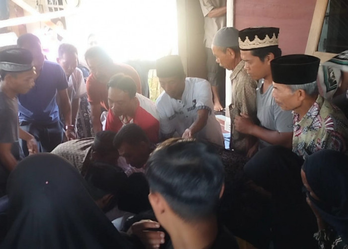 Jenazah Hendra Wijaya Dikebumikan, Begini Cerita Keluarga Korban Pembunuhan TKP Empat Lawang!