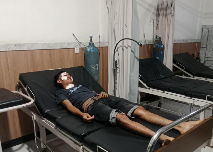 Warga Tertik Nyaris Tewas Usai Tabrak Mobil dari Belakang!