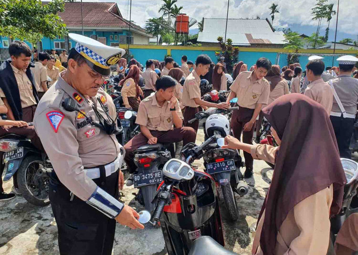 Catat! Pelajar SD dan SMP Dilarang Bawa Kendaraan ke Sekolah!