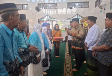 Lepas Keberangkatan Jemaah Haji, Pemkab Lebong Pesan Jaga Kesehatan