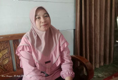 Berjuang 13 Tahun Jadi Honorer hingga Jadi PPPK Paruh Waktu, Kisah Guru PAI di Kepahiang Ini Bikin Haru!