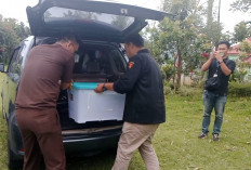1 Box Besar Berisi 20 Dokumen Penting Disita Jaksa Dari Rumah Bando Amin