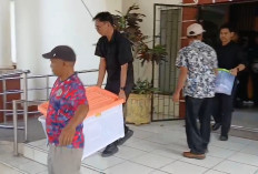 Jaksa Menyita 49 Dokumen, 4 Barang Bukti Elektronik dan Stempel CV. Temdak Sakti dari Dinas PUPR