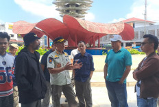 Satpol PP PBK Tertibkan Sarana Permainan di Seputaran Tugu Kopi