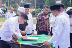 Helmi Hasan Pimpin Apel di Rejang Lebong, Pejabat Teken Pakta Integritas Anti Korupsi  