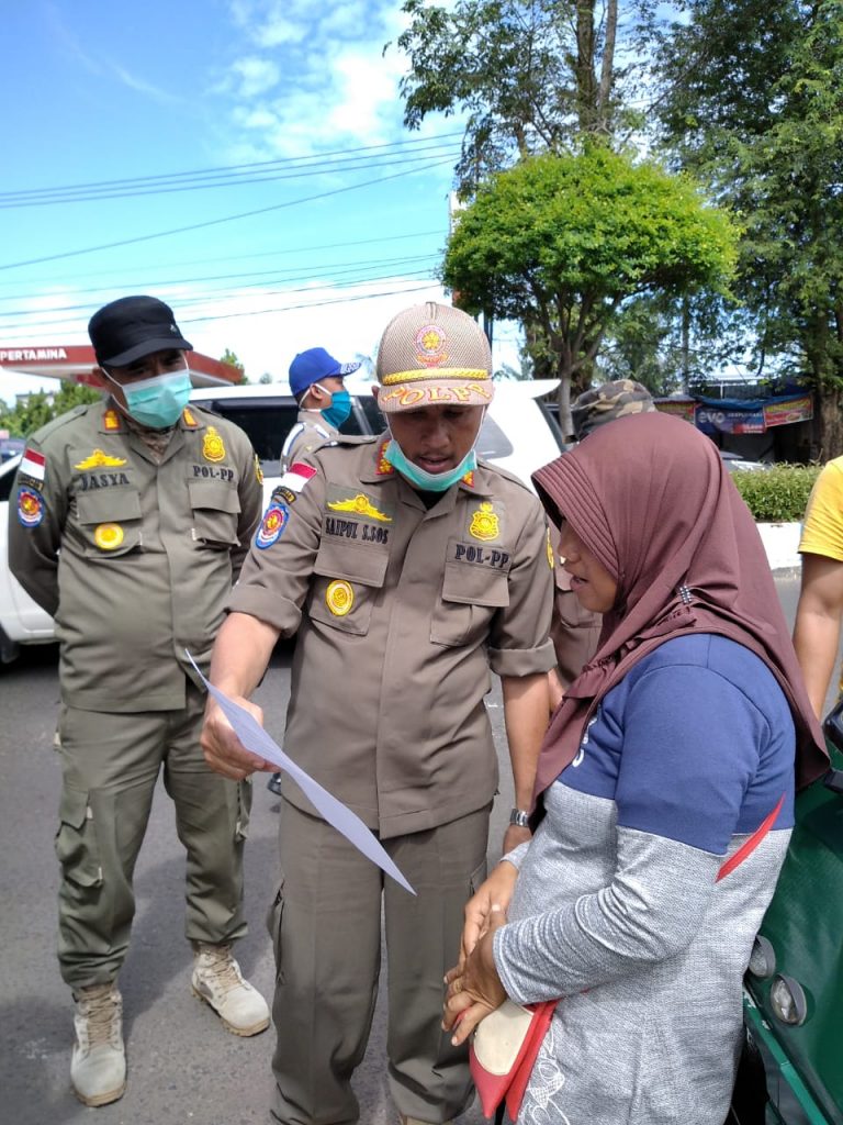 Di Kota Bengkulu, Masyarakat Tidak Pakai Masker Disanksi Membaca Hadist