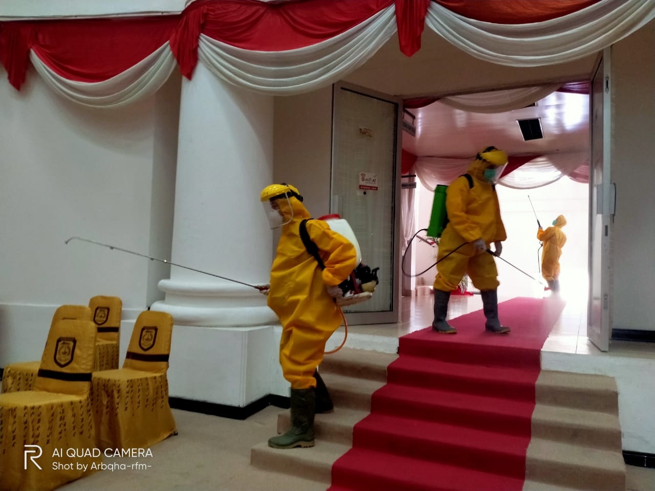 Areal Gedung DPRD Kepahiang Disemprot Disinfektan