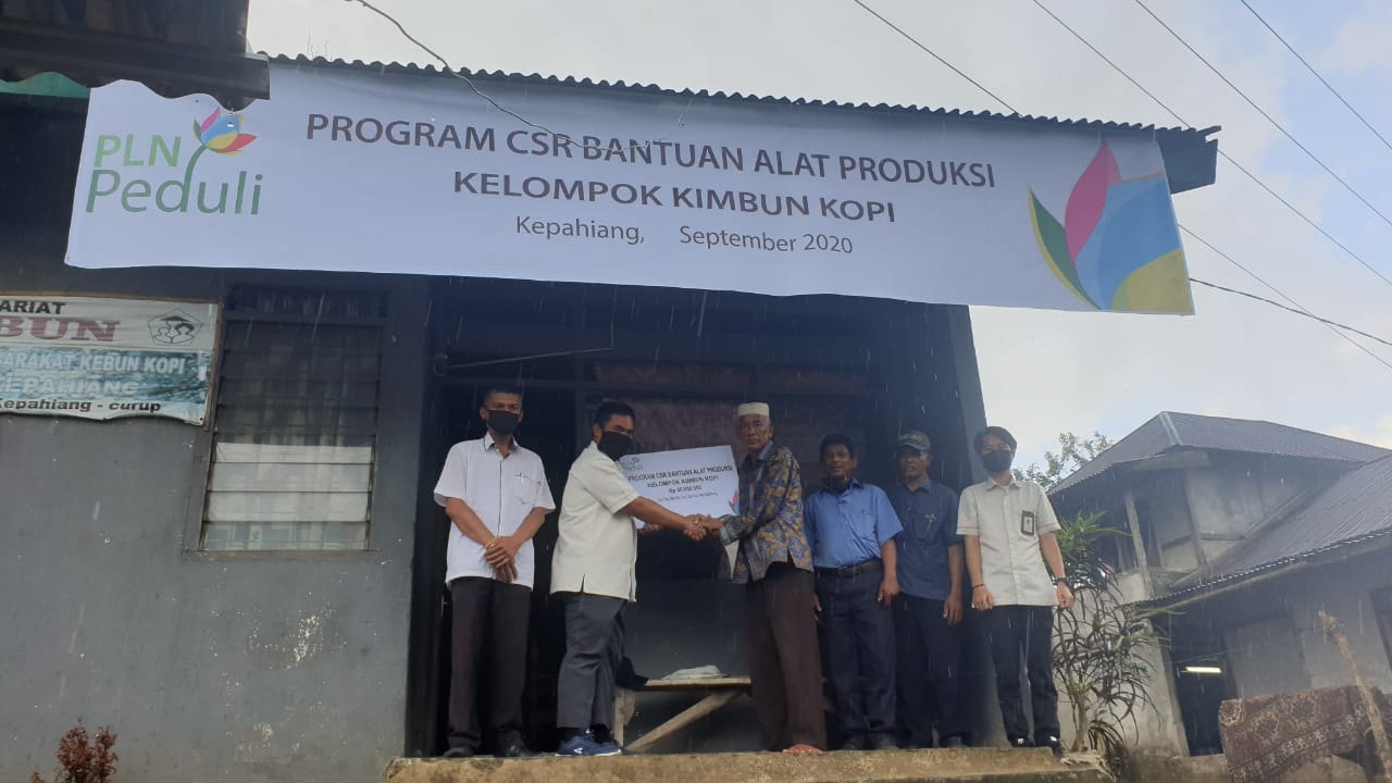 Kelompok Kimbun Kopi Terima CSR Alat Produksi Dari PLN UPDK Bengkulu
