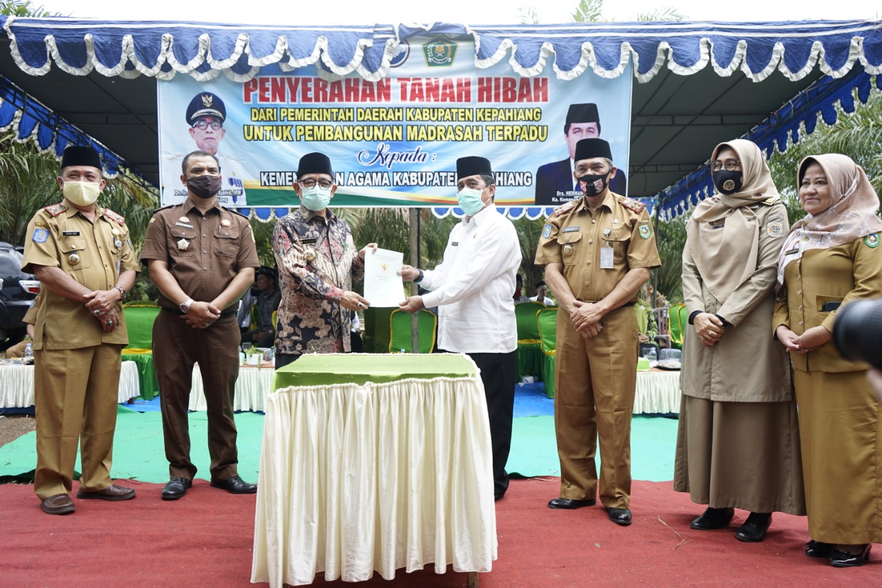 Rancang Bangun Madrasah Terpadu 3 Lantai di Kelurahan Padang Lekat