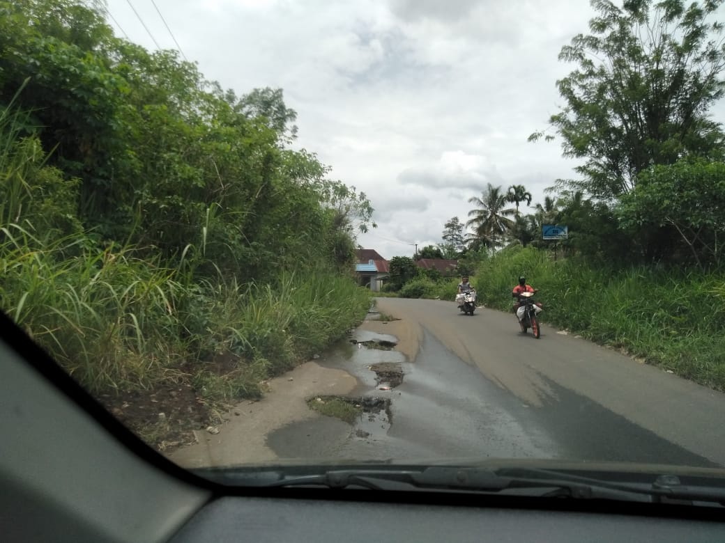 Esktra Waspada Saat Melintas di Penanjung Panjang Atas