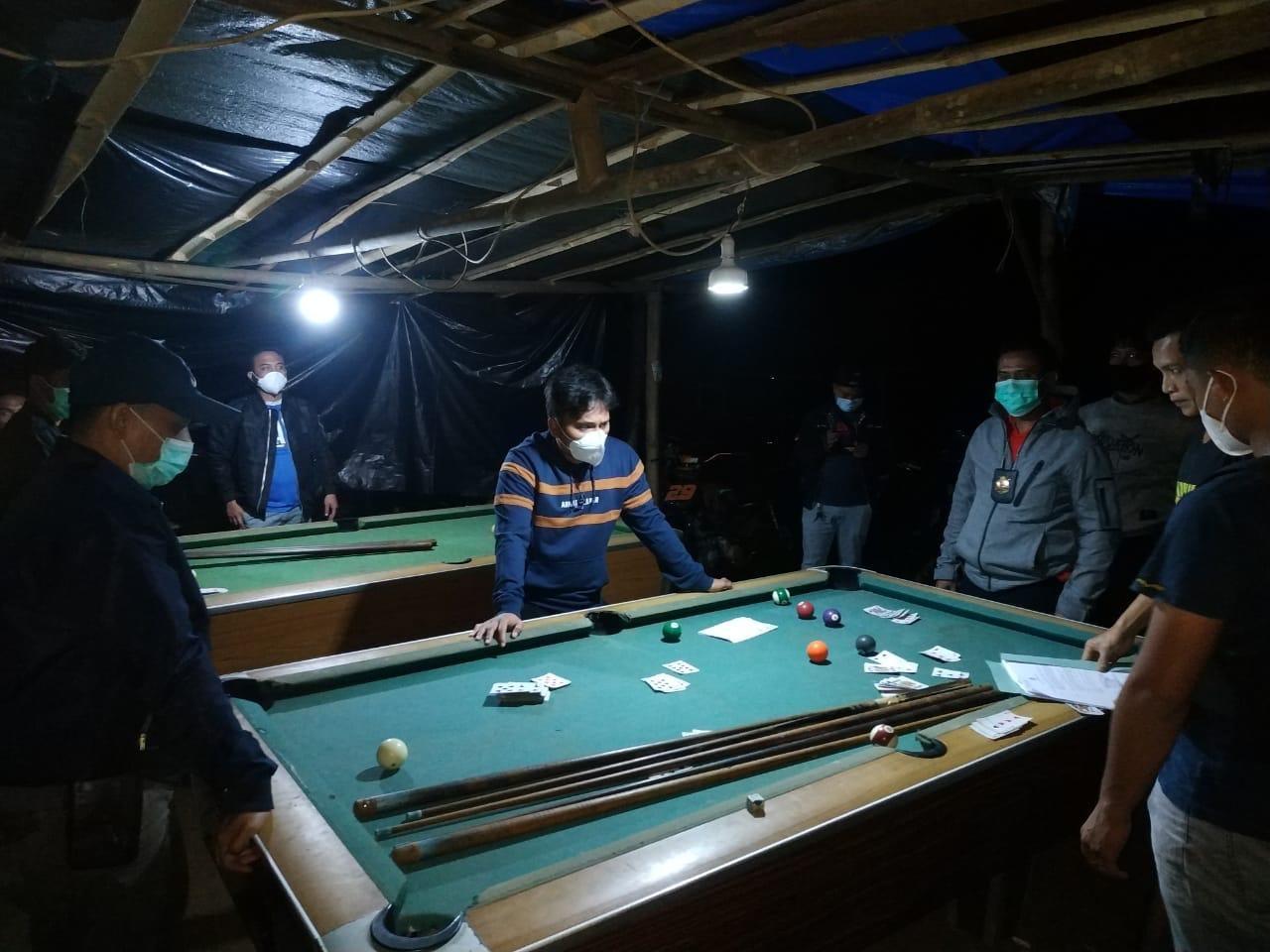 Diduga Jadi Lokasi Praktik Perjudian, Arena Bilyard di Tebing Penyamun Dibubar