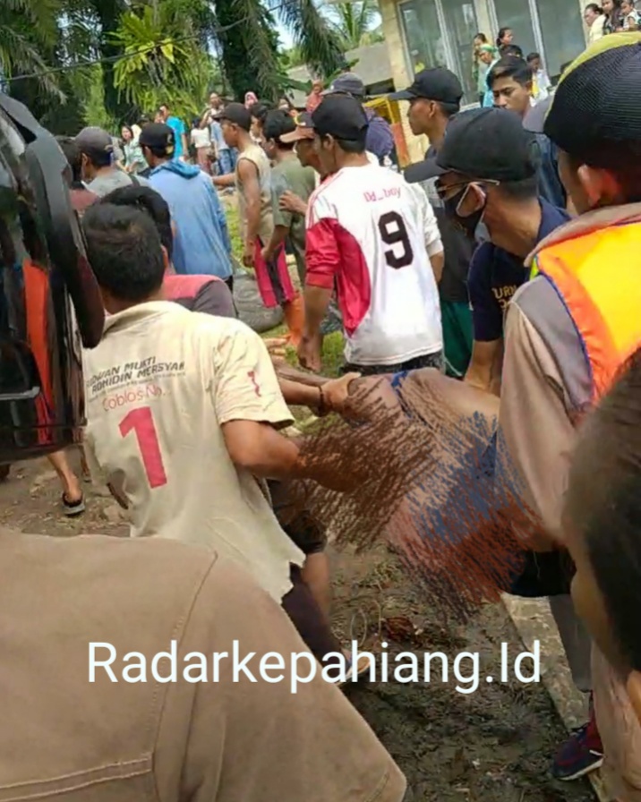 Bentrok dengan Nelayan Trawl di Tengah Laut, 1 Dari 4 Nelayan Tradisional di Ketahun Alami Luka Tembak