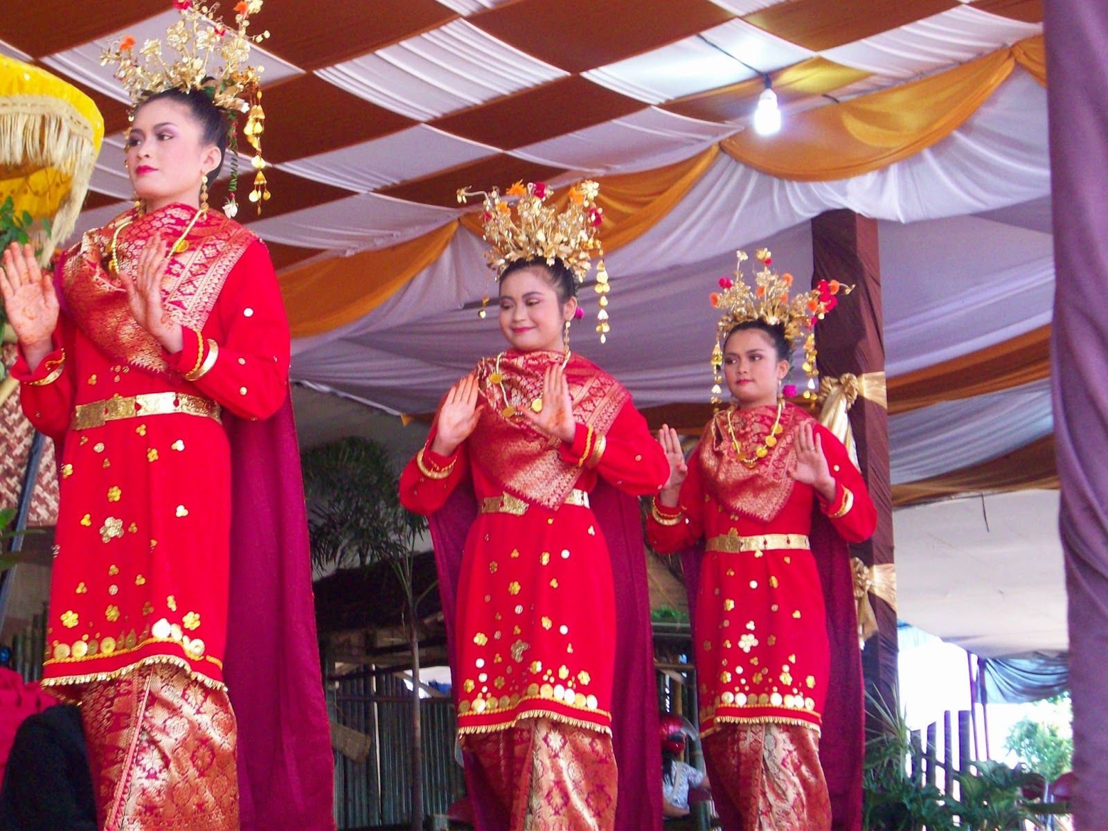 Tari Adat Rejang Massal Ditargetkan Masuk MURI