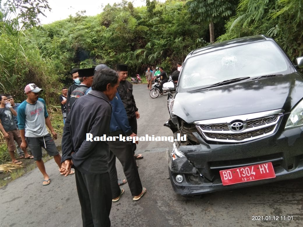 Mobnas Ditumpangi Kadis Dinkes Lebong Terlibat Laka Beruntun