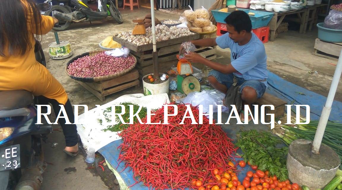 Jelang Ramadhan Harga Cabai Makin ‘Pedas’