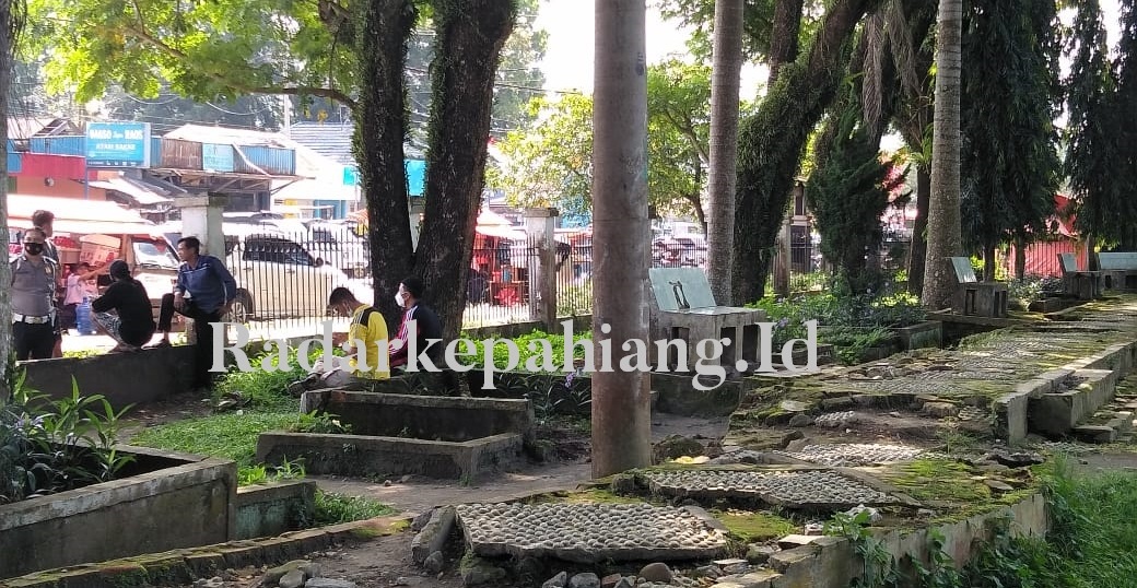 Pagar Taman Santoso Kepahiang Dirobohkan