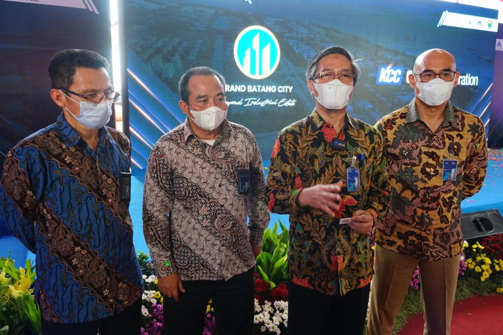 Dorong Pertumbuhan Investasi, PLN Siap Penuhi Kebutuhan Listrik KCC Glass Indonesia