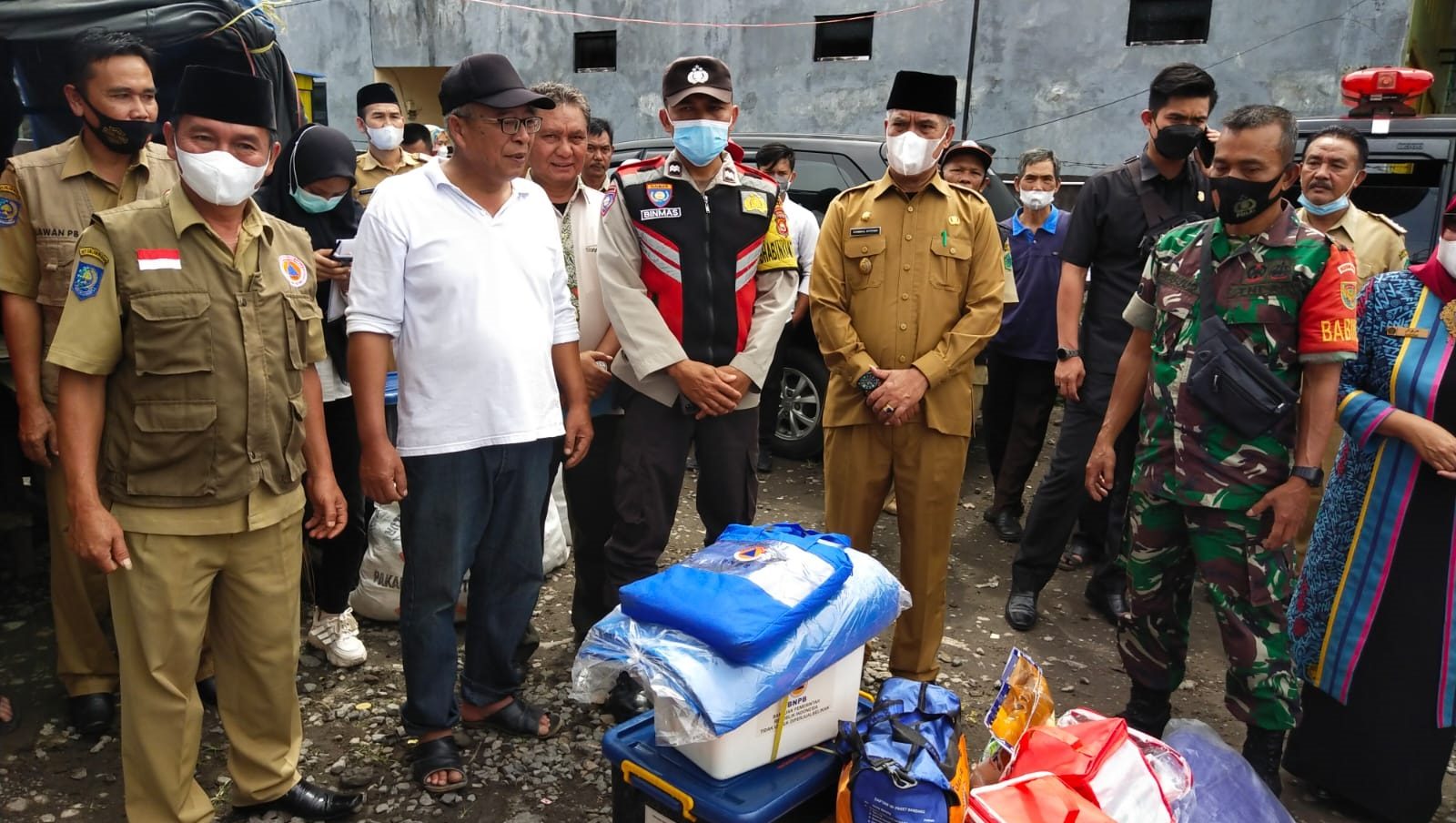 Bantu Korban Kebakaran Bupati Kecewa Petugas Damkar Lambat