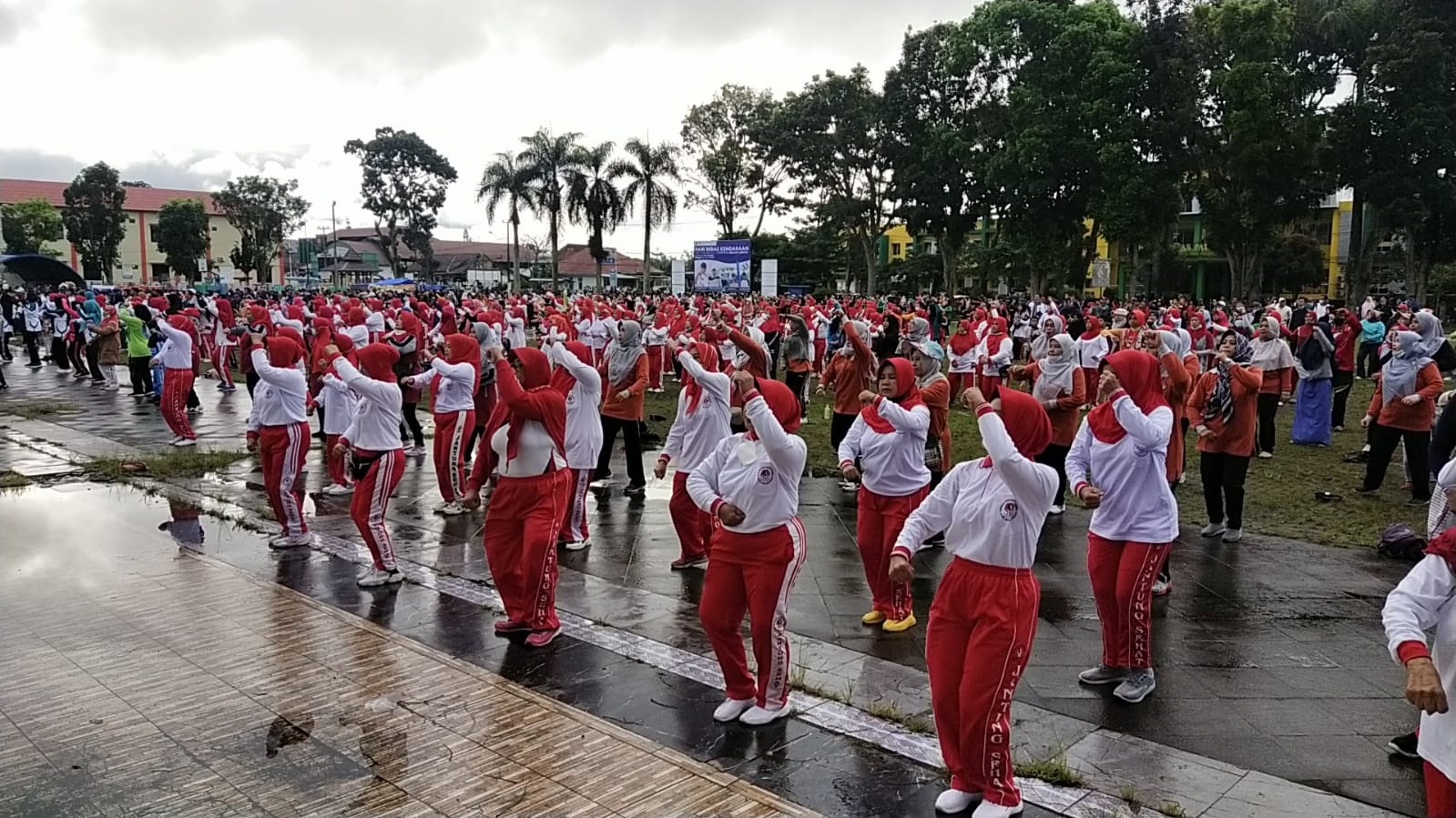 Carr Free Day Disambut Antusias Warga Rejang Lebong di Lapangan Pandawa