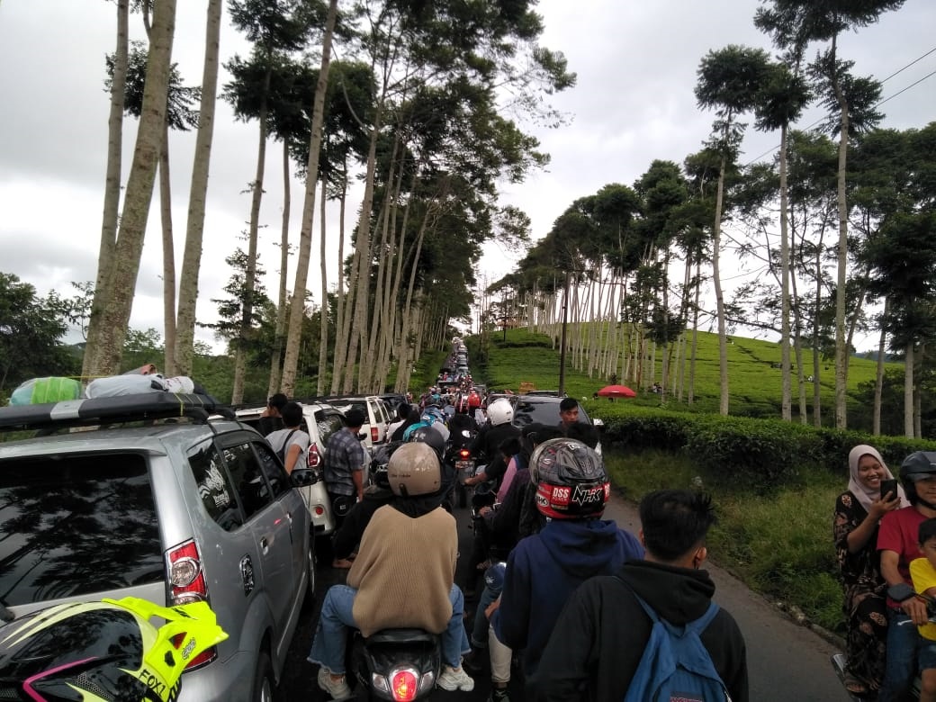 Niat Berlibur Malah Terjebak Macet di Kabawetan