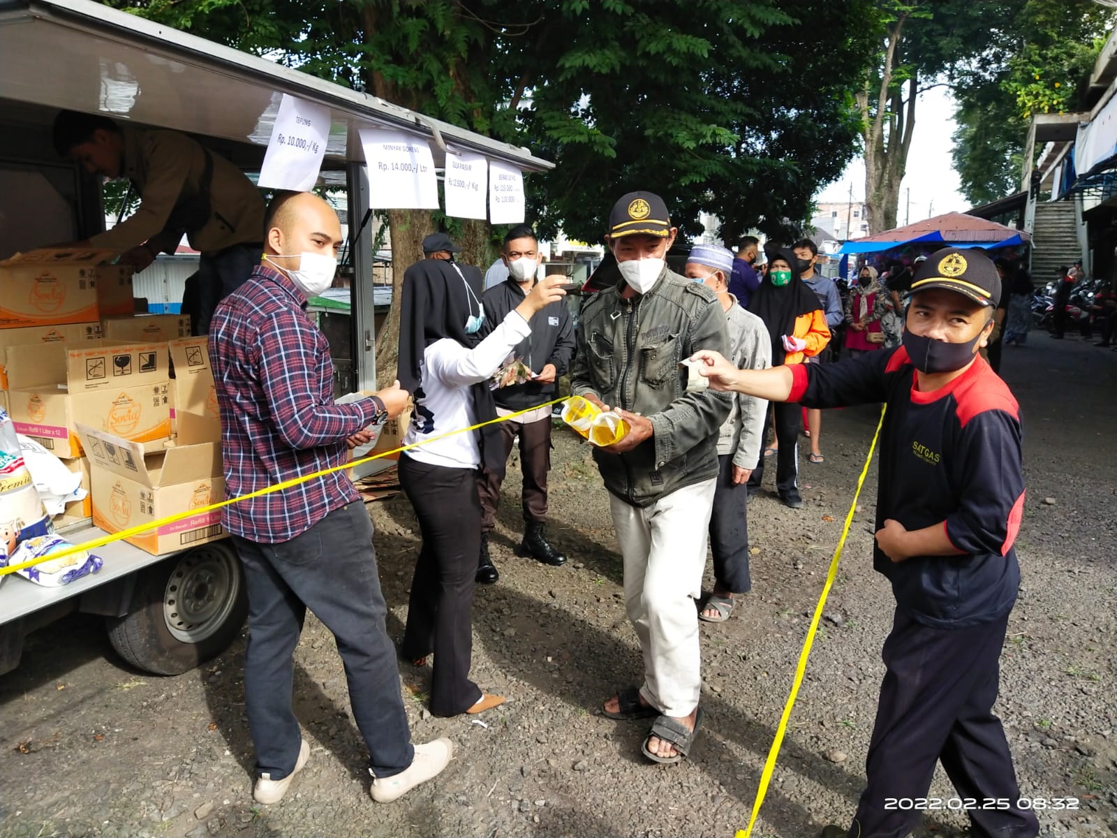 Pasar Murah Migor Disambut Antusias warga