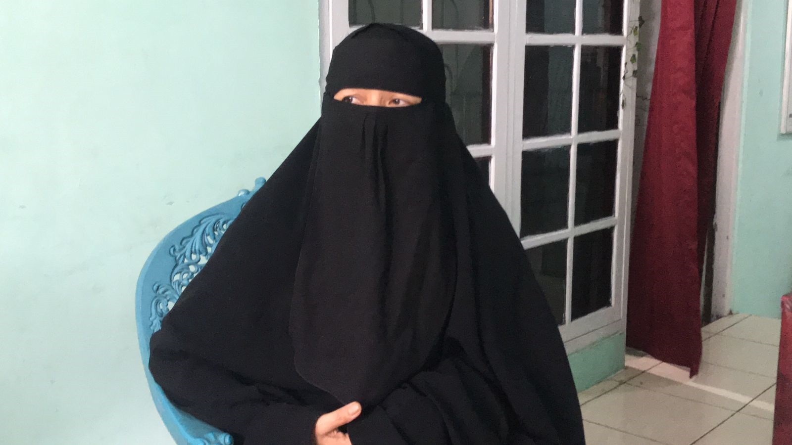 Istri Terduga Teroris Pastikan Suaminya Bukan Teroris