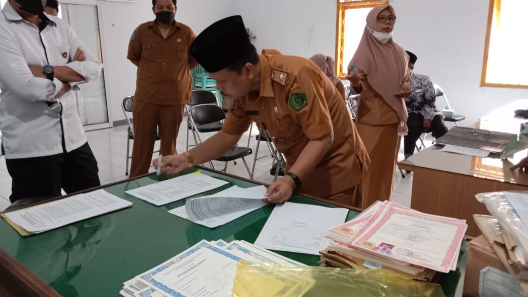 Blanko Ijazah Tak Terpakai Dimusnahkan