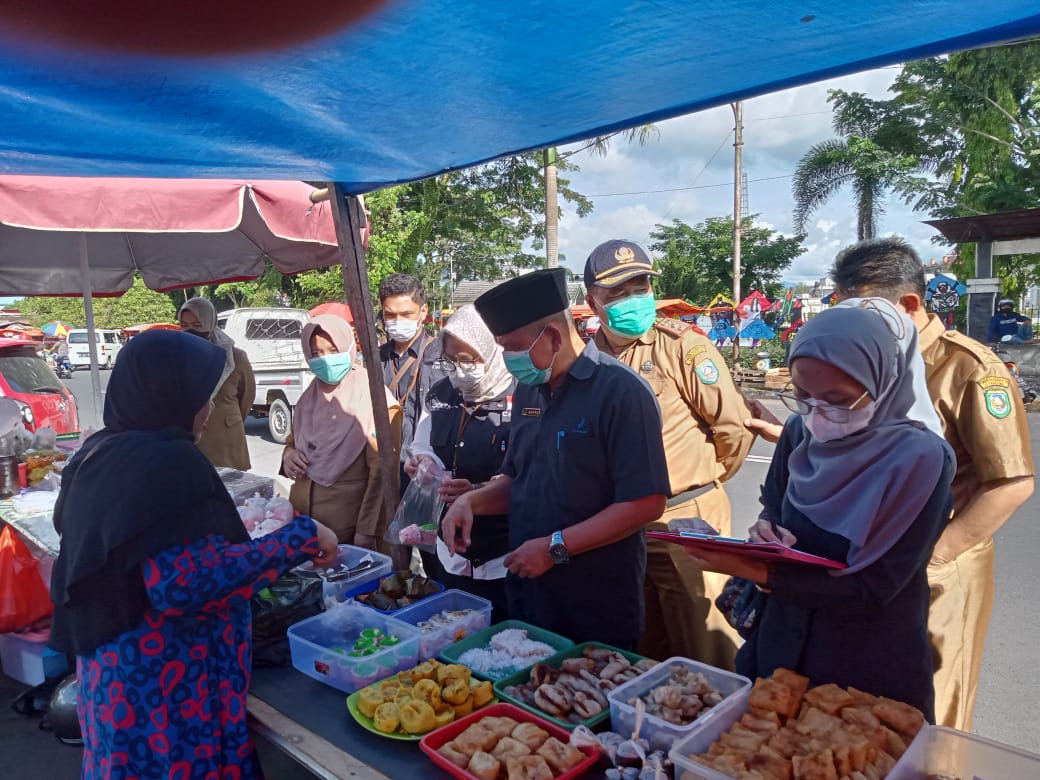 Makanan di Pasar Takjil Aman dari Bahan Berbahaya