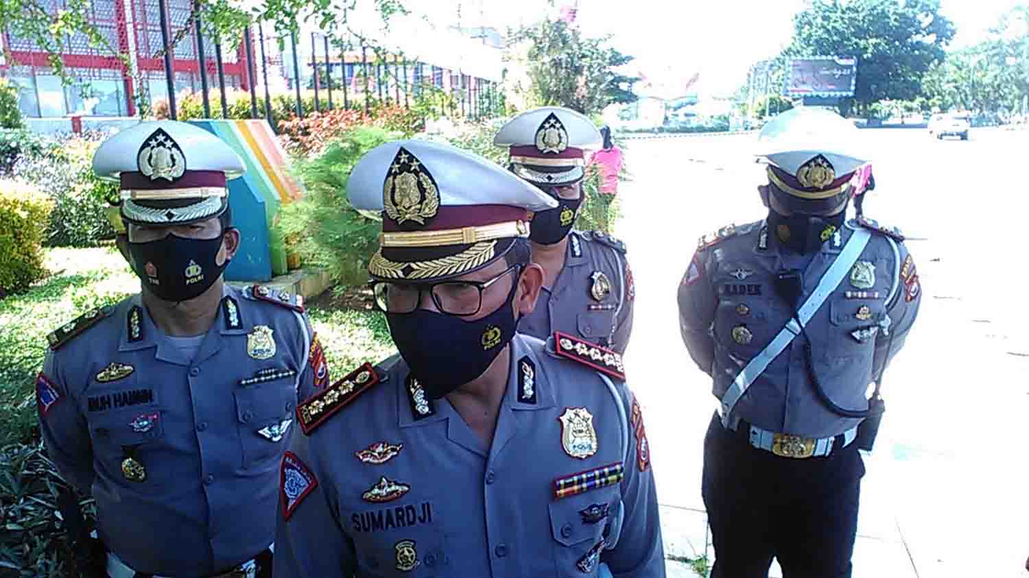 Angkut Penumpang, Mobil Bak Terbuka Bakal Ditilang