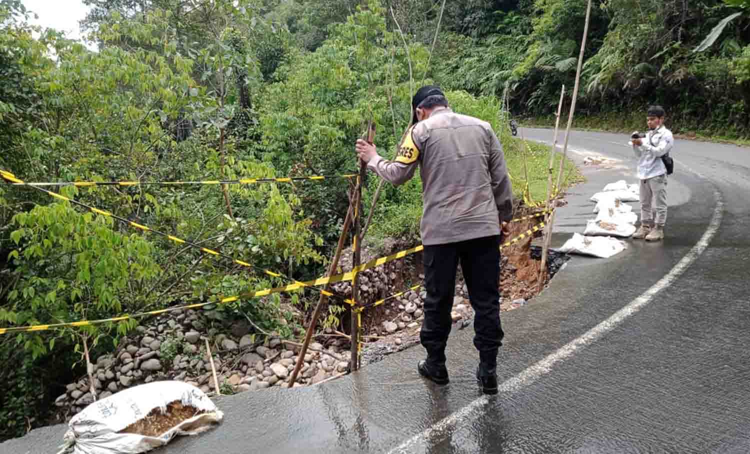 Pemudik Diingatkan Waspada Melintas Jalur Curup-Lebong