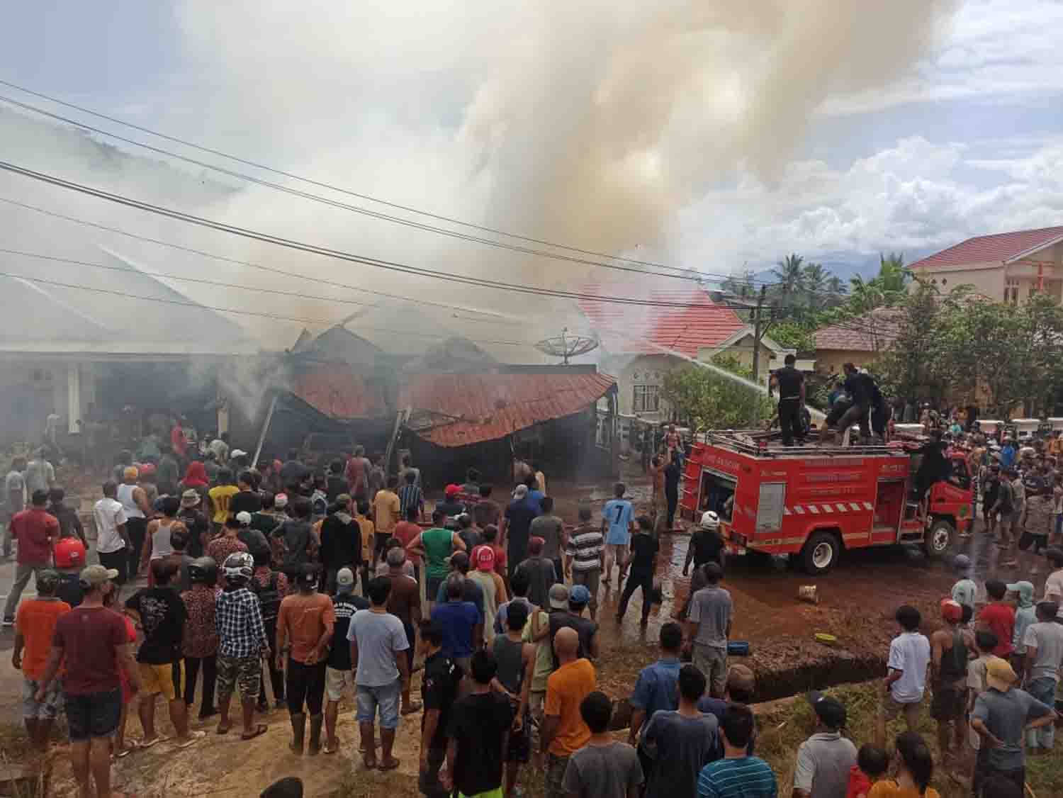 Rumah Kepala SD 81 Ludes Terbakar